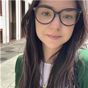Sono una studentessa dell’Accademia di Belle Arti di Brera. Offro lezioni in ambito artistico, storia dell’arte e pittura